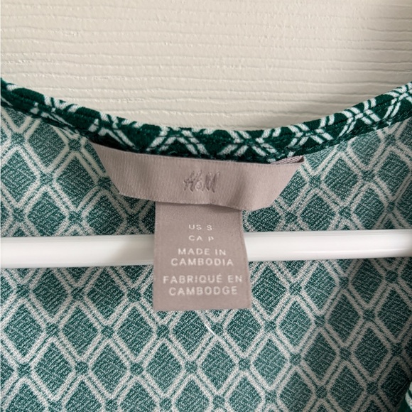 NWOT H&M sleeveless dress - Picture 3 of 4